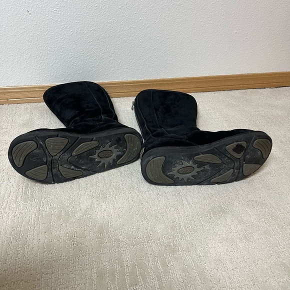 Ugg Black shearling Boots women’s size 9 - Picture 5 of 6